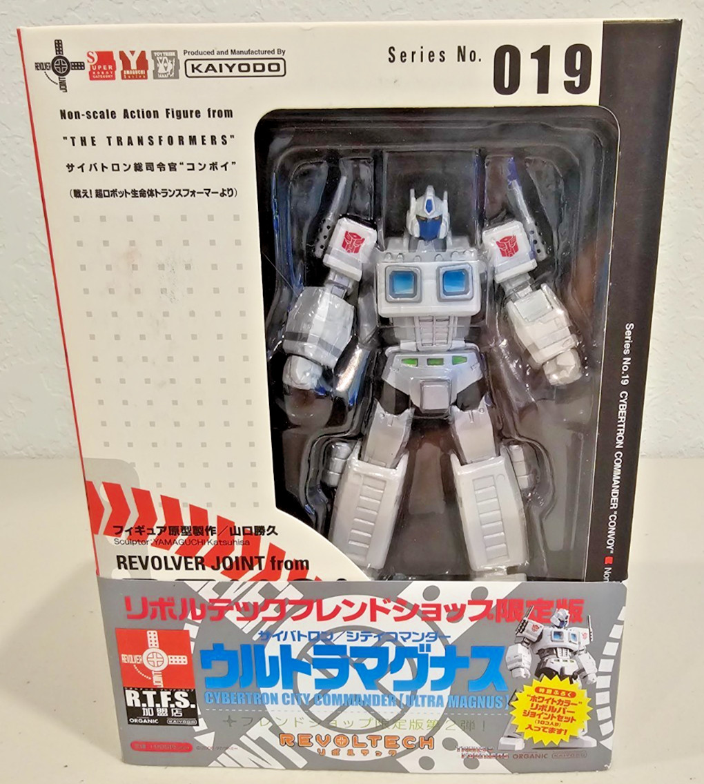 Transformers Revoltech Ultra Magnus #019 Kaiyodo, completo e autentico!!
