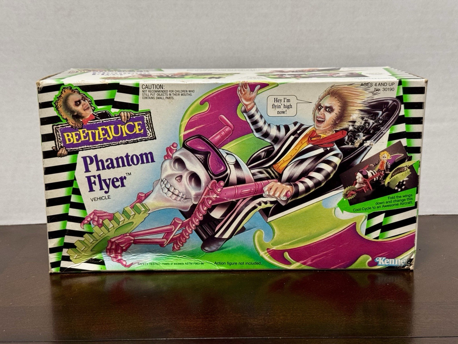 Kenner Beetlejuice Phantom Flyer 30190 1990 veicolo pieghevole con scatola