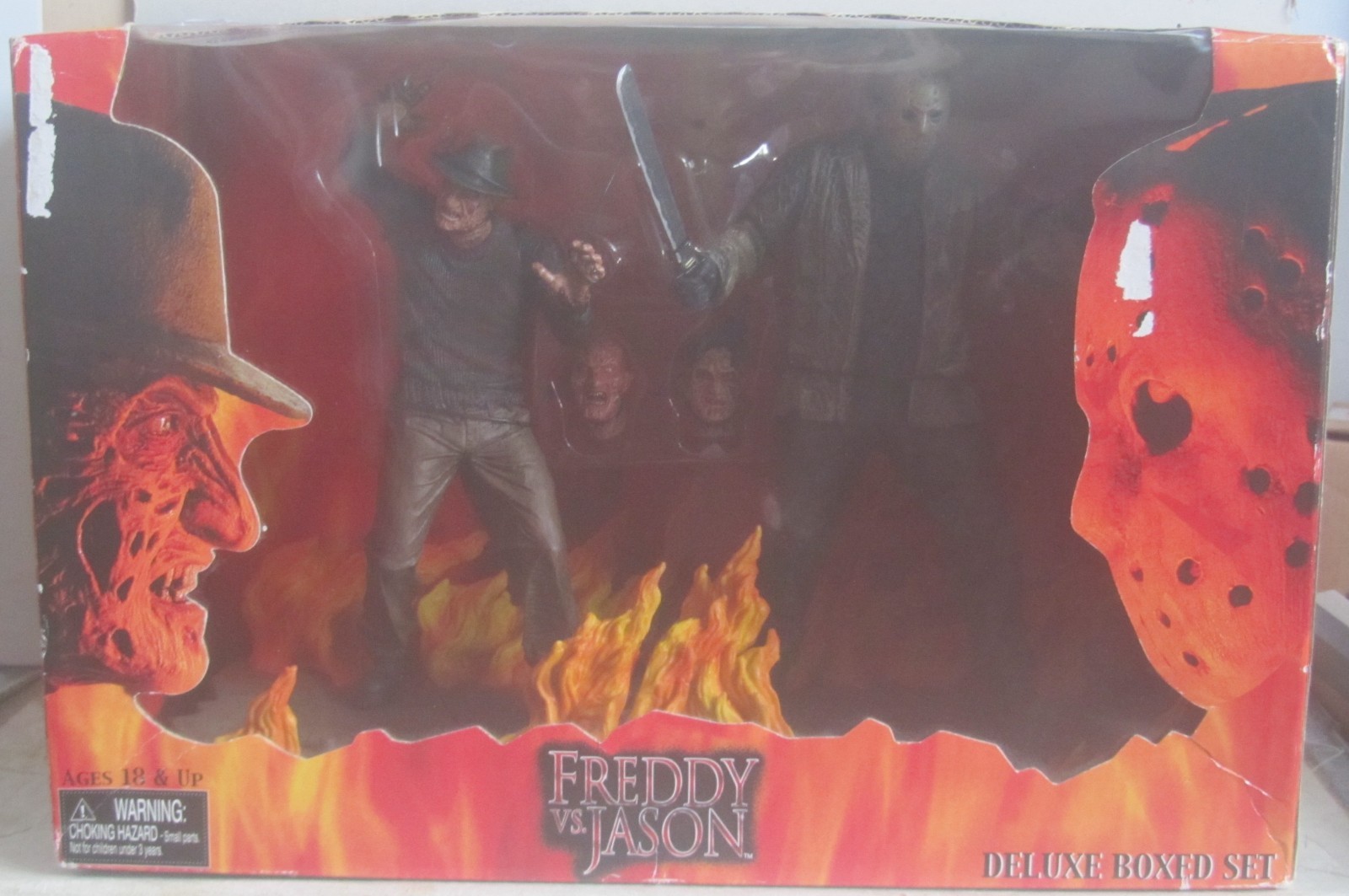 Freddy Vs Jason Deluxe Box Set Diorama (NECA 2004) Figure 7 e 8 pollici (MIB)