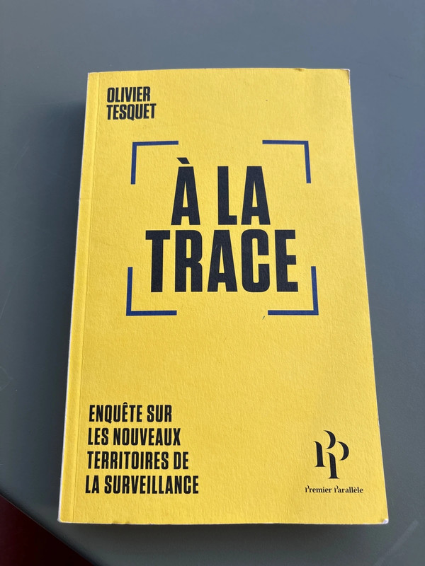 À la trace