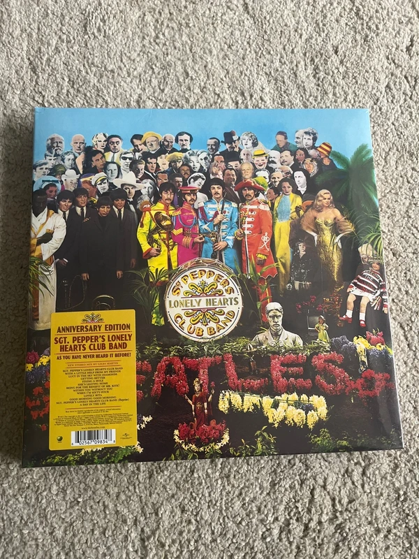 The Beatles - Sgt Peppers Lonely Hearts ( Lp Aniversario)