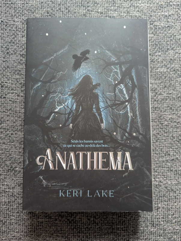 Livre Anathema de Keri Lake.