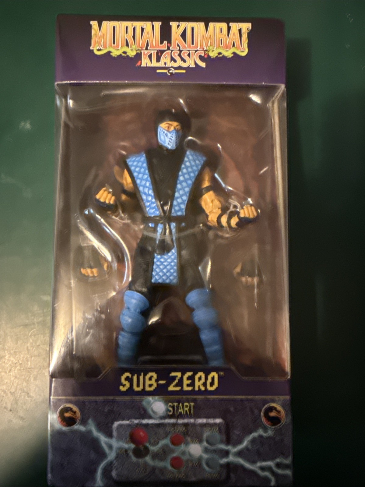 McFarlane Toys Mortal Kombat Klassic Sub-Zero Action Figure-MIB-Excellent Cond.!