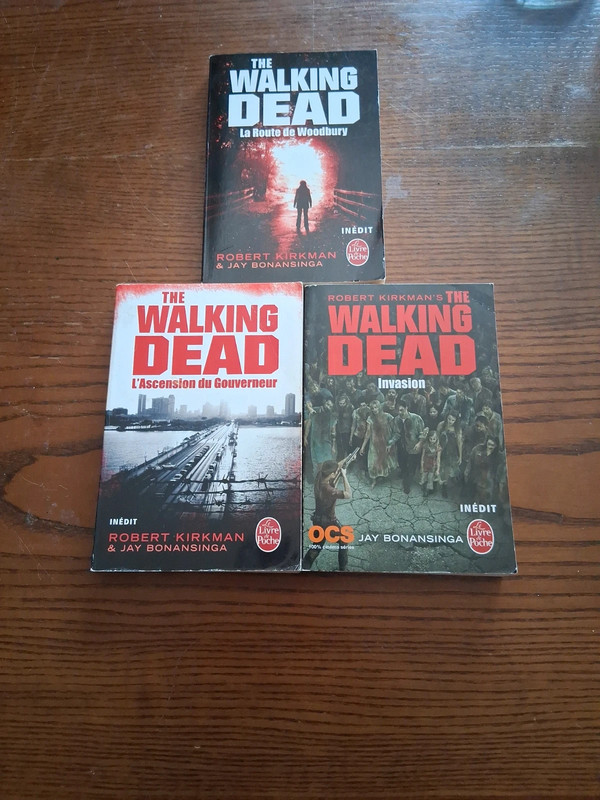 Lot livres Walking Dead