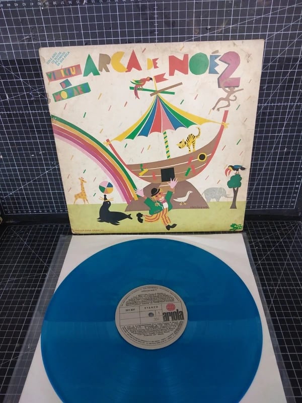 Vinicius de Moraes. Disco de Vinil para criança e A Arca de Noé 2