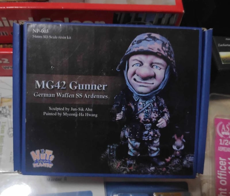 Waffen SS MG-42 Gunner, Nuts Planet 54mm