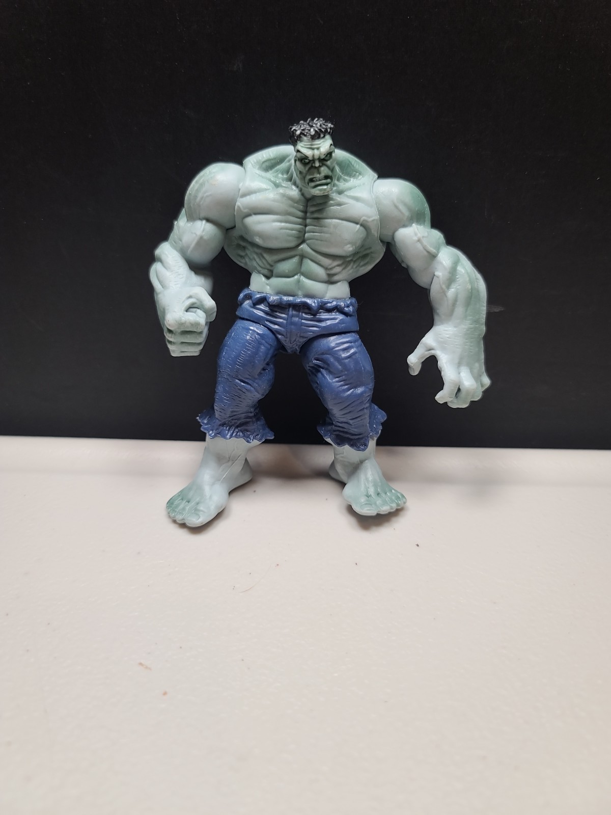 Figura Marvel Grey Hulk Poseable 5 pollici