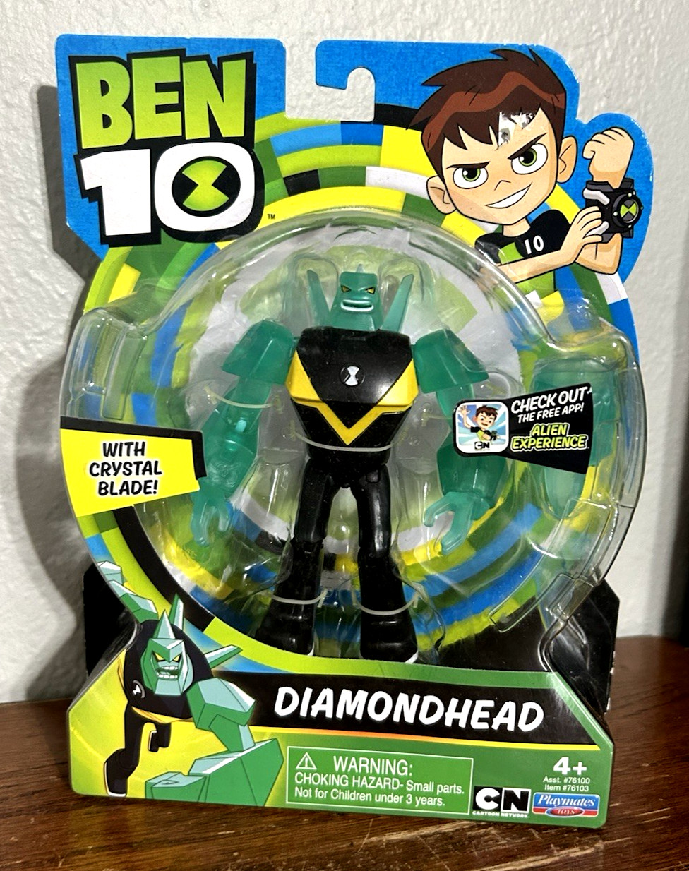 BEN 10 DIAMONDHEAD with Crystal Blade Figure Factory Sealed NEW! 