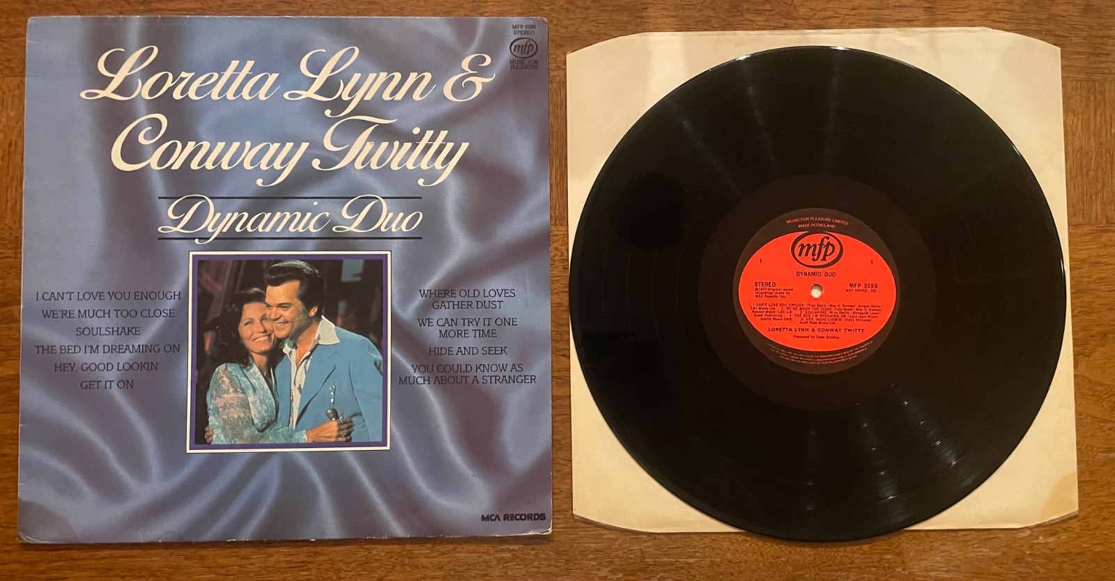 Loretta Lynn & Conway Twitty-Dynamic Duo - 1983 English pressing. Country. Duet