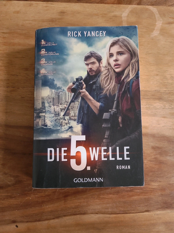 Buch " Die 5 Welle"