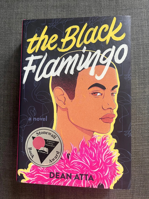 Livre The Black Flamingo
