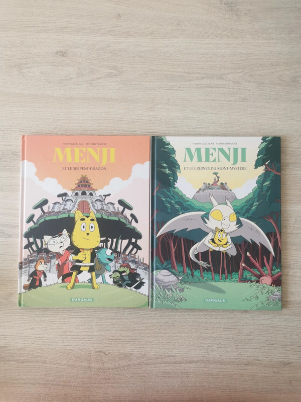 Lot de 2 BD Menji  -  Tomes 1 et 2
