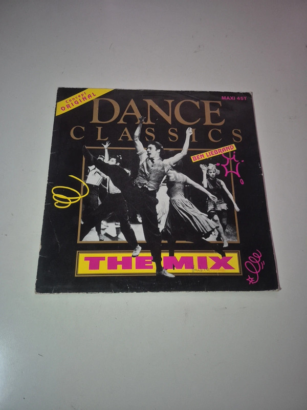 🎧 Maxi 45t " Dance Classics - The Mix "