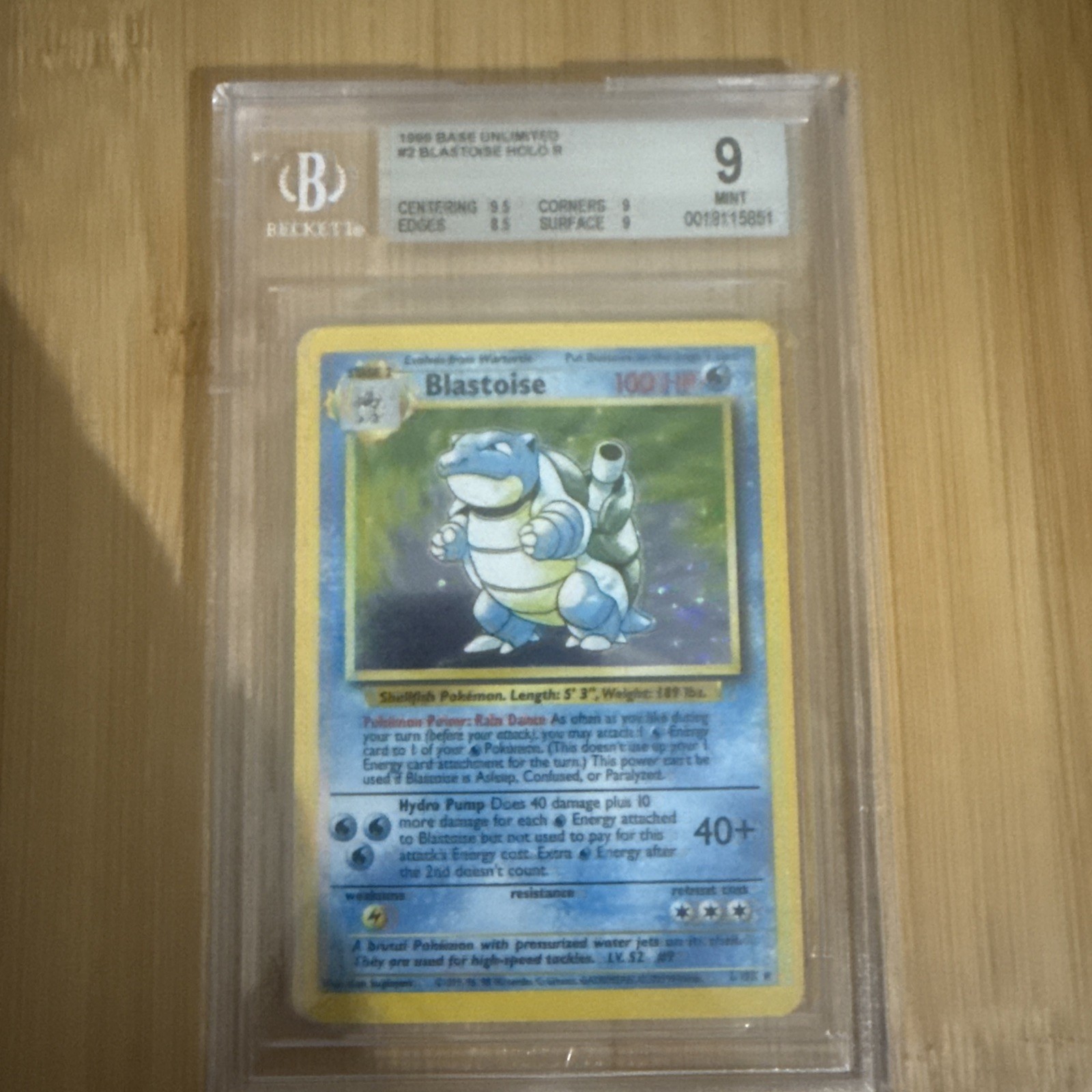 Pokemon Blastoise 002/130 Base Set Holo