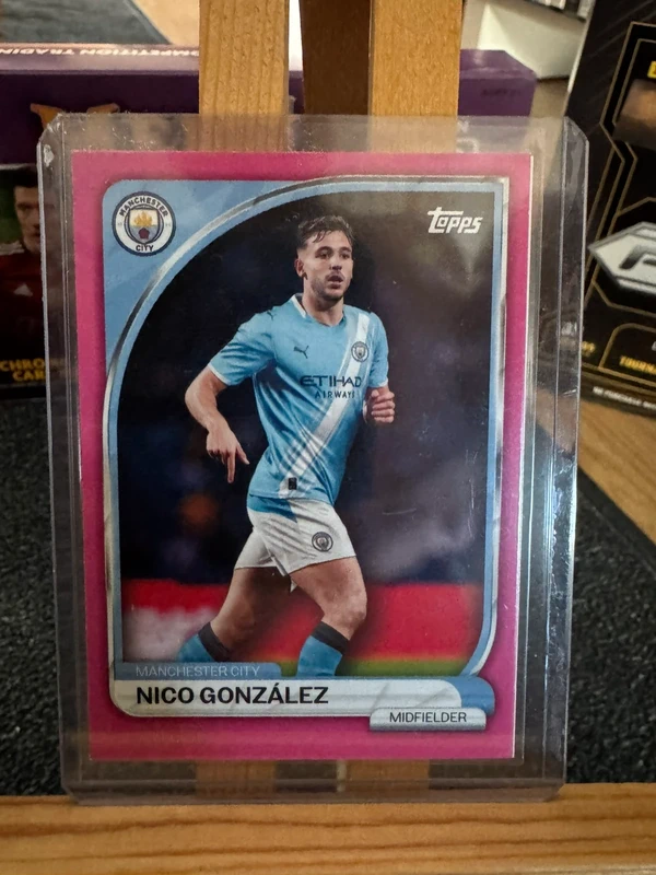 Nico Gonzalez /250 Topps Manchester City