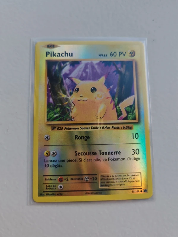 Pikachu 35/108 reverse