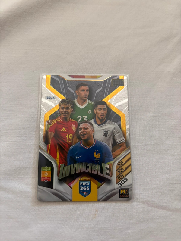 Carta Invencible Panini Fifa 365