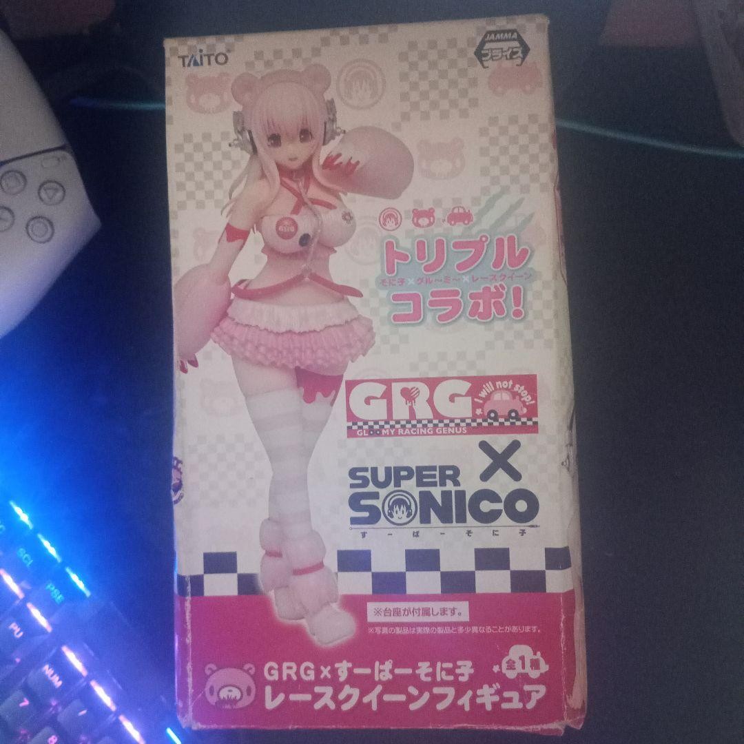 GRG × Super Sonico Race Queen Figure