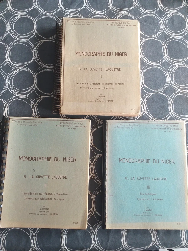 Monographie Du Niger. B-La Cuvette Lacustre Par C.Auvray.