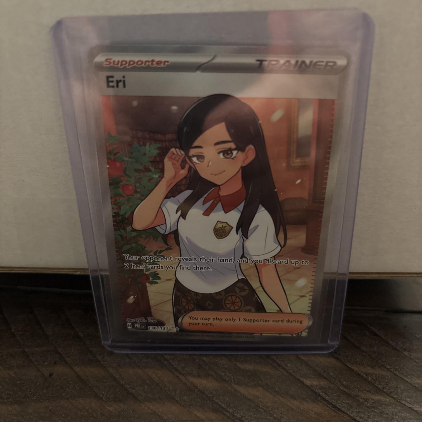 Eri Ultra Rare Holo SV: Prismatic Evolutions 136/131 NM