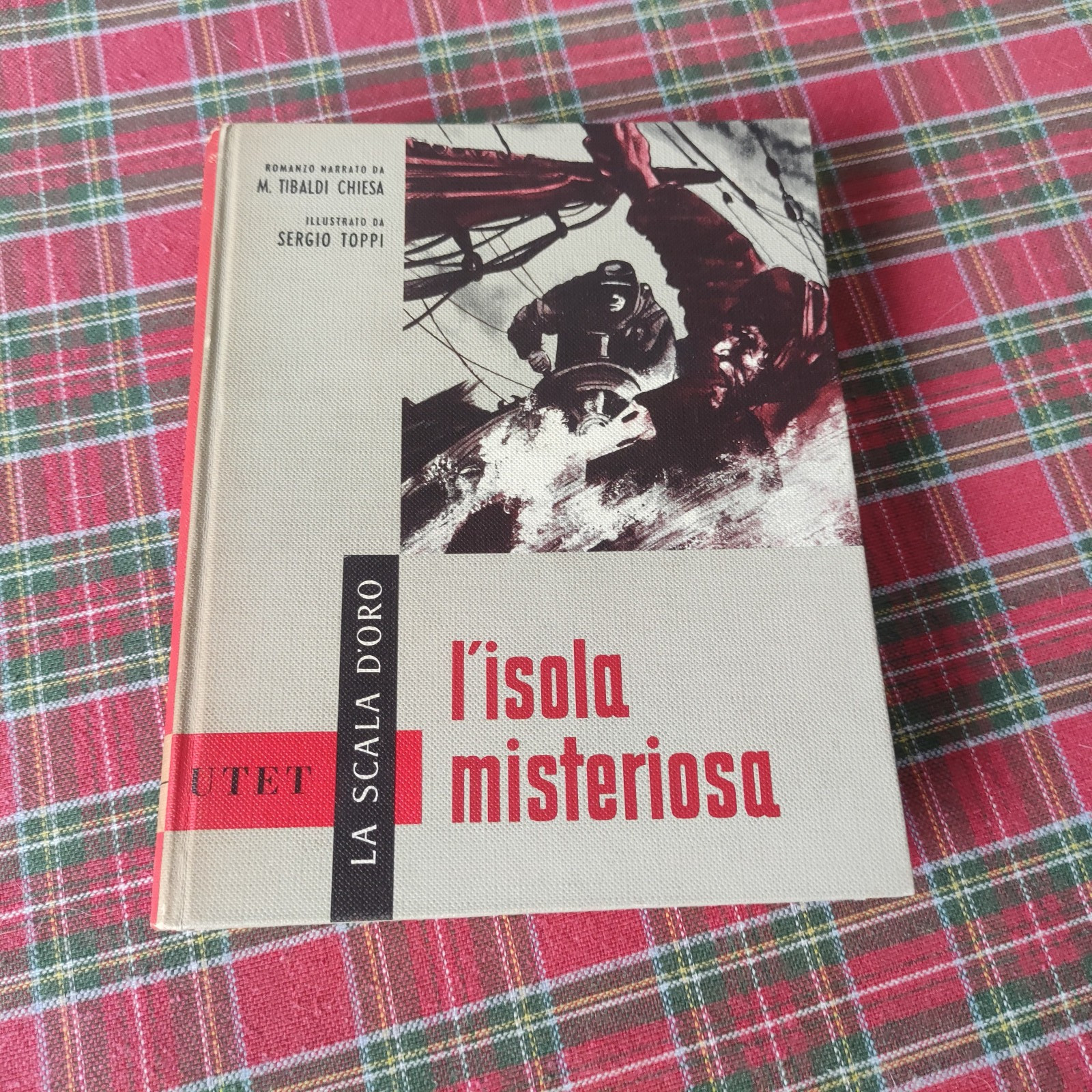 L'isola misteriosa Sergio Toppi