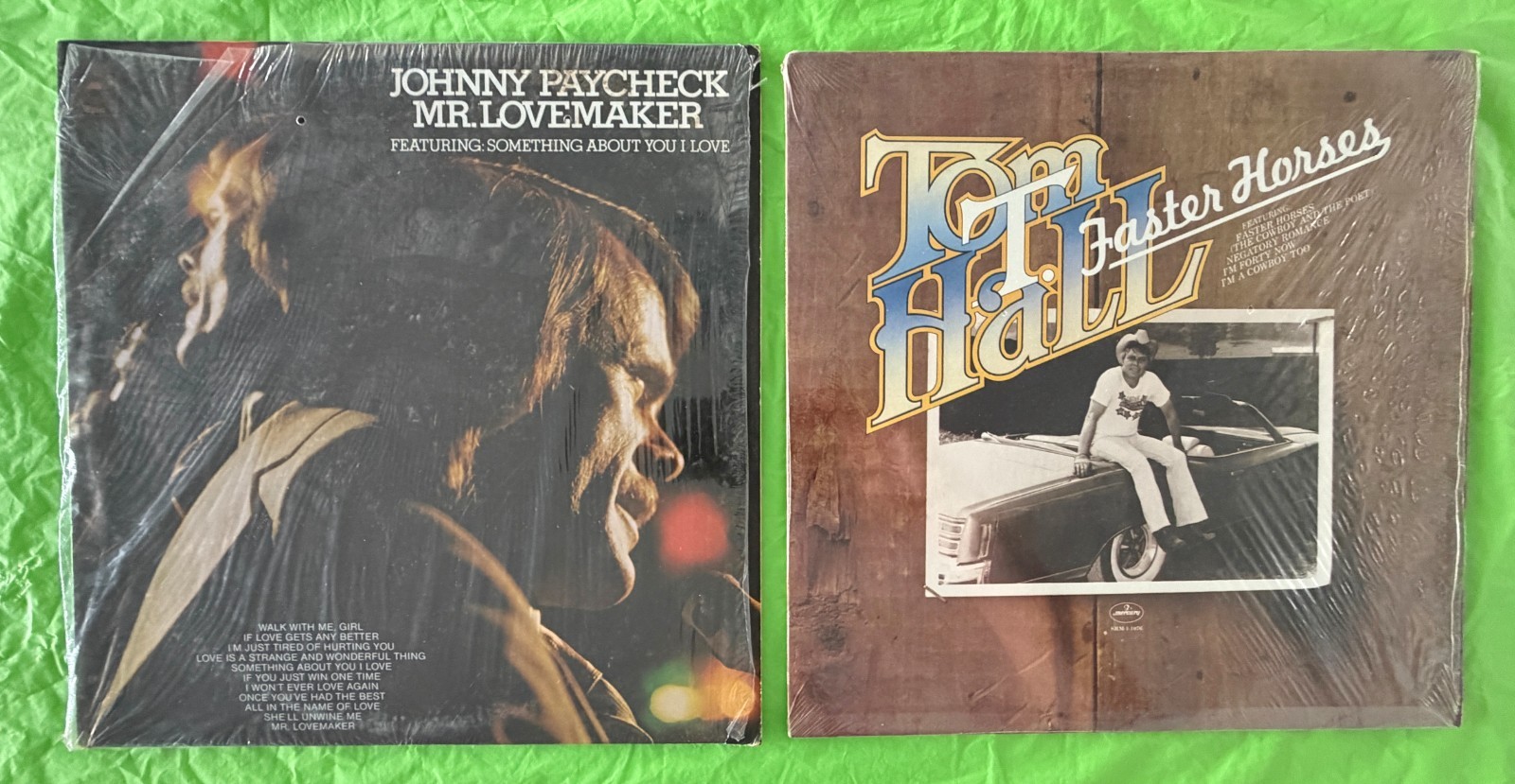 COUNTRY VINYL LP LOT: JOHNNY PAYCHECK, MR. LOVEMAKER / TOM T HALL, FASTER HORSES