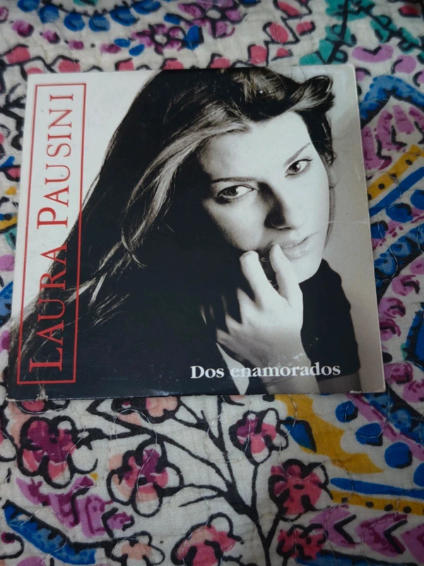 Single Laura Pausini Dos Enamorados