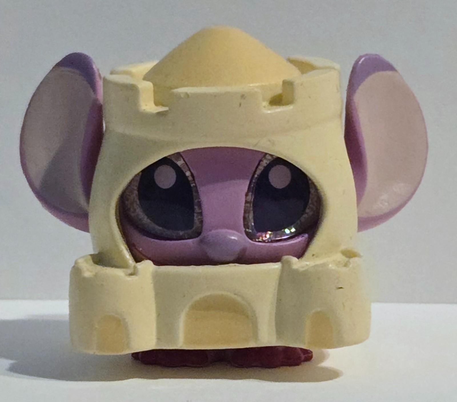 Disney Doorables Costume Wardrobe Series Angel as a Sand Castle (Lilo & Stitch)