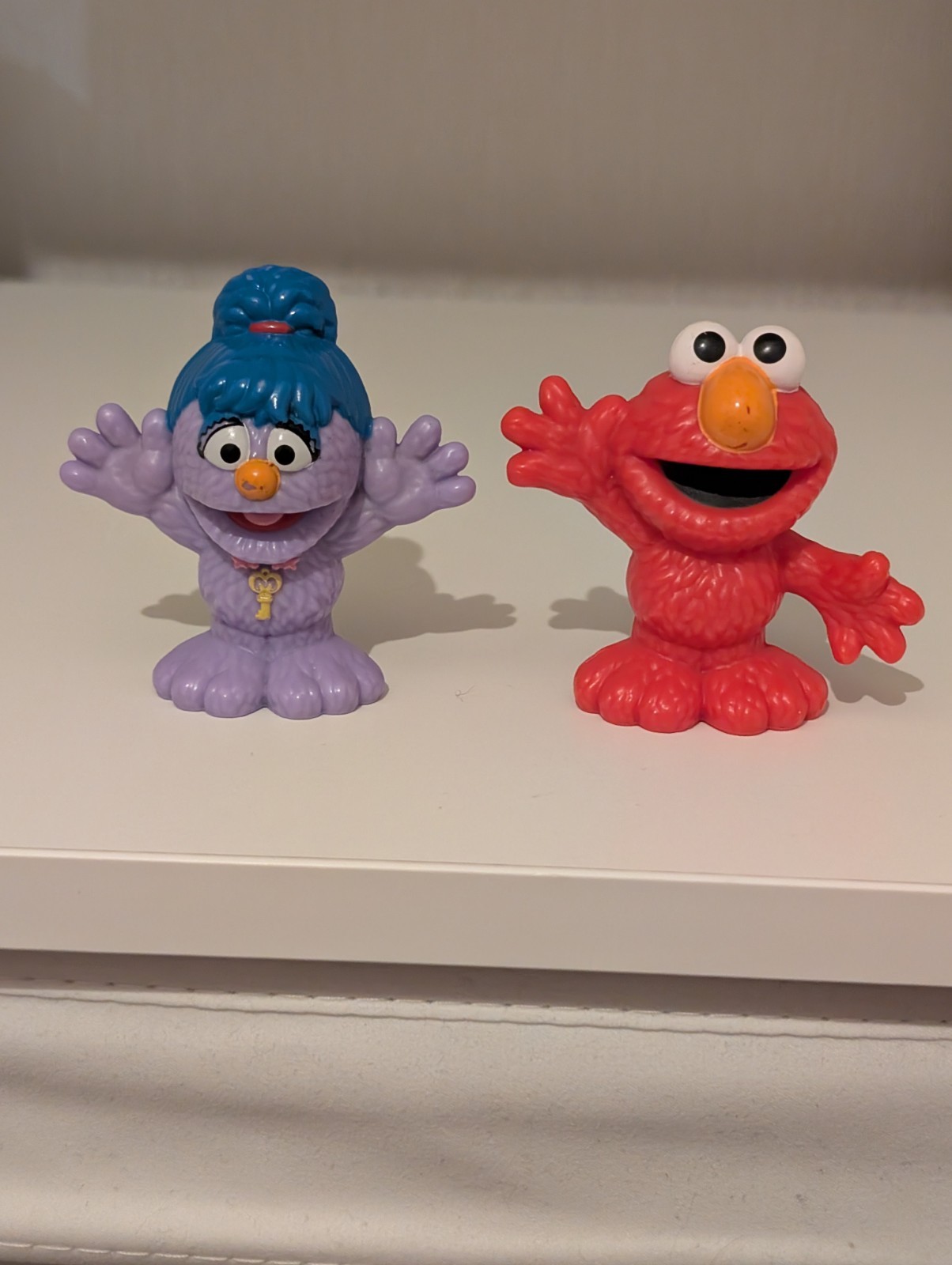 Elmo and Phoebe figures Furchester Hotel Playskool