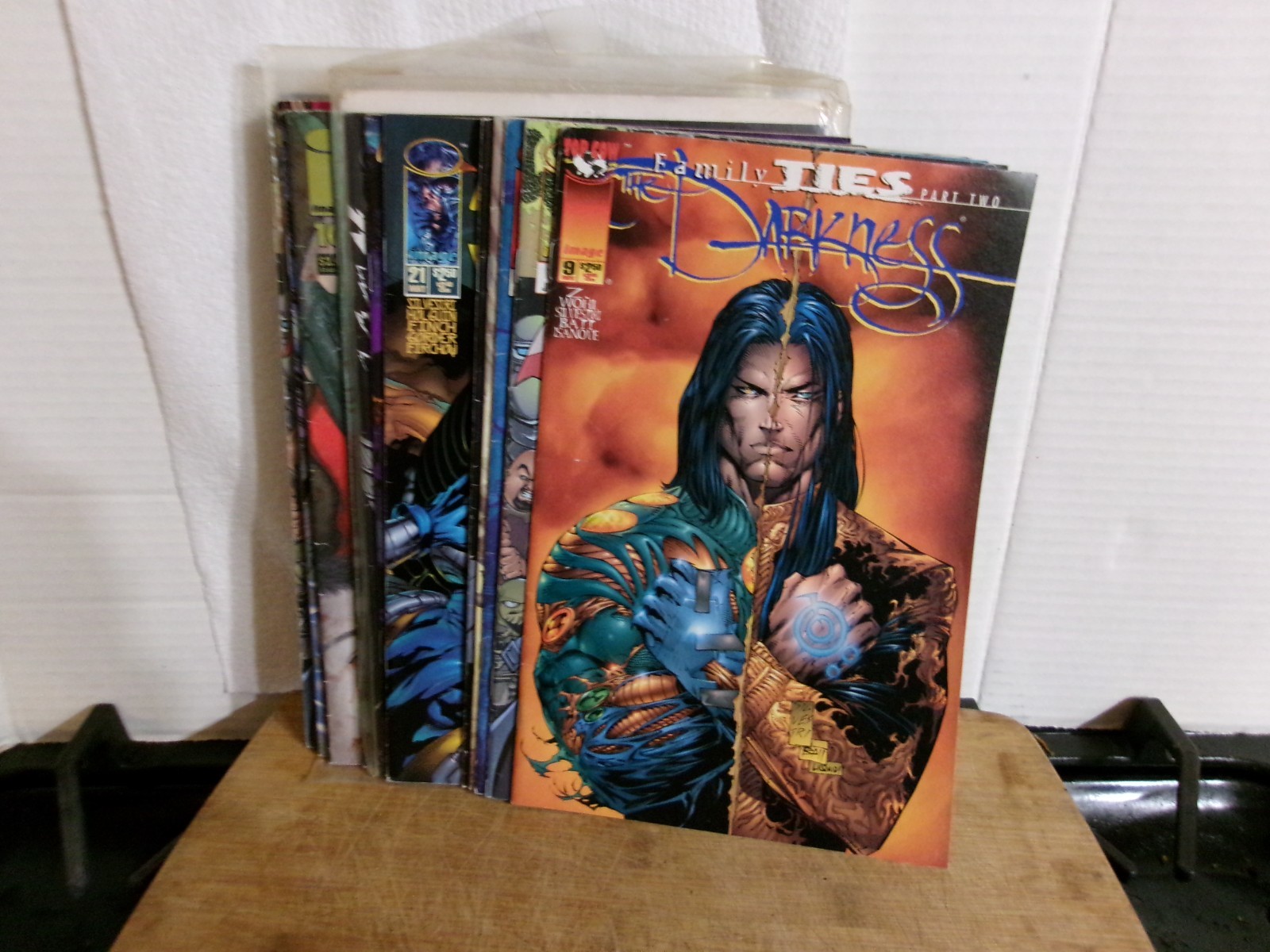Image Comics lotto di 24 fumetti supereroi/cattivi assortiti