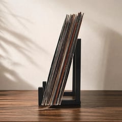 Minimalist Metal Vinyl Record Stand