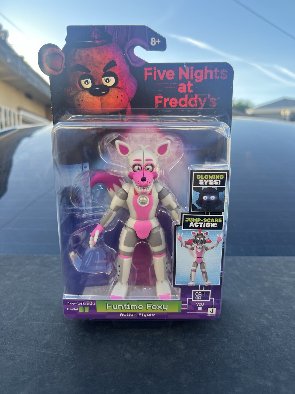 Five Nights at Freddy's FUNTIME FOXY Jazwares 2026 GLOWS JUMP SCARE FNAF