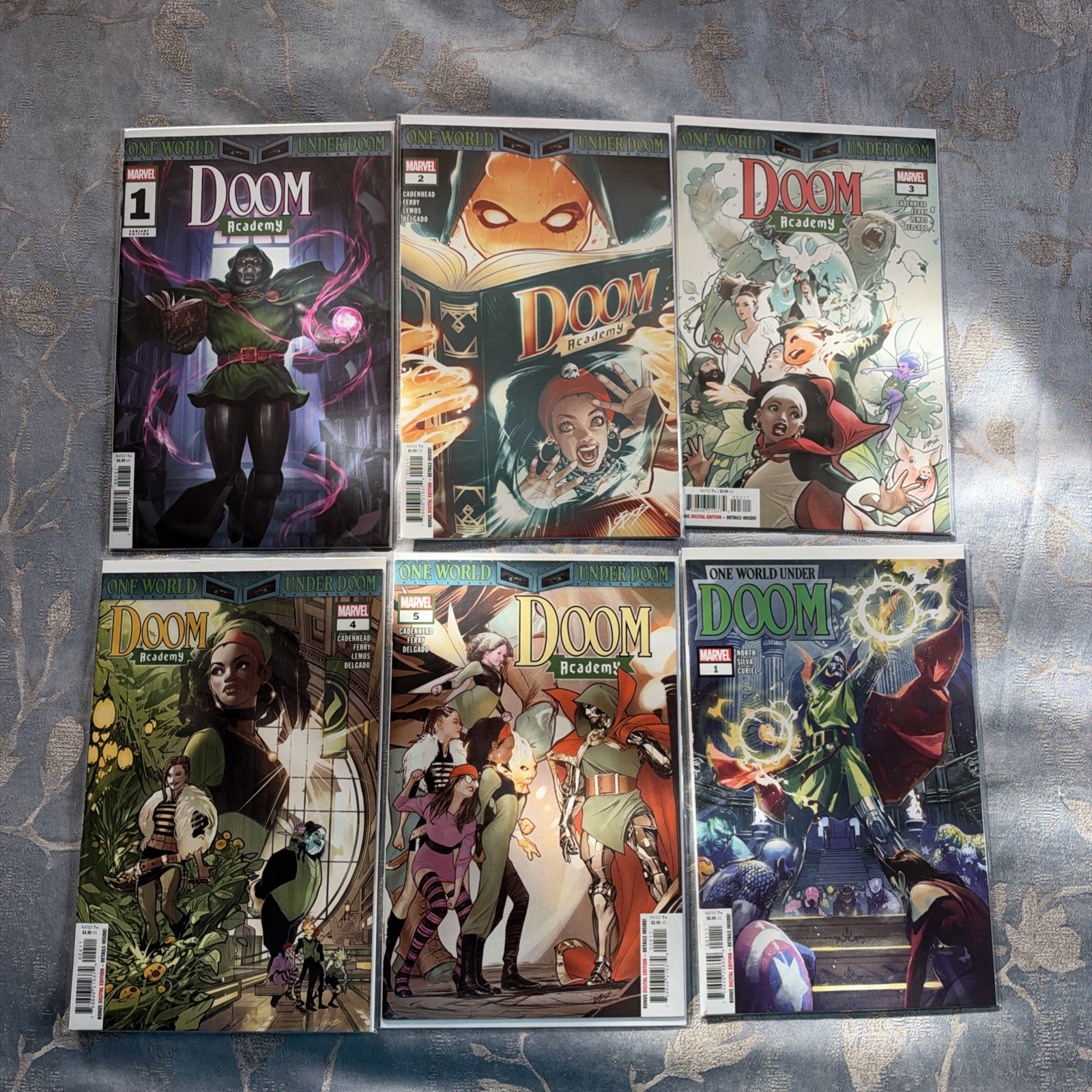 Doom Academy # 1 2 3 4 5 set completo funzionante / Marvel Comics / One World Under Doom