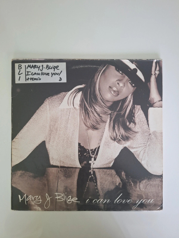 Double vinyle maxi 45T Mary J Blidge "i can love you ""love is all we need"
1997 pressage US
