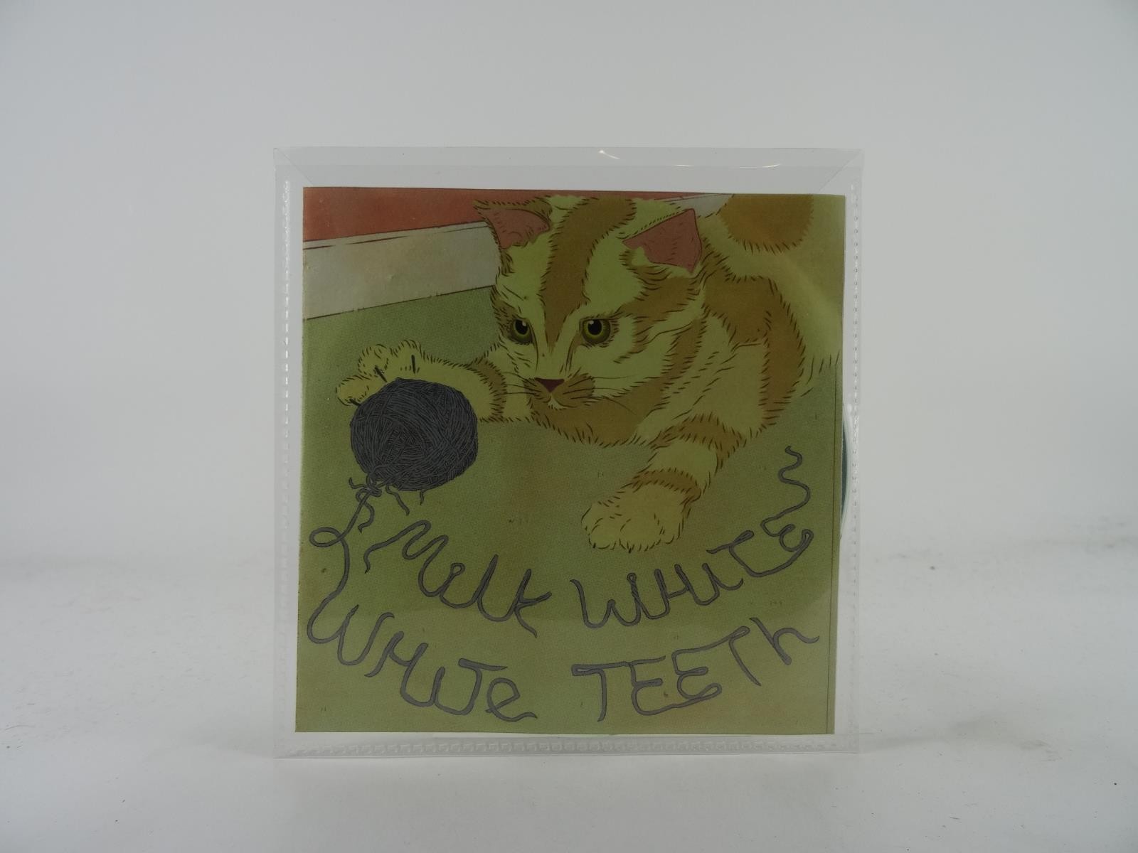 MILK WHITE WHITE TEETH INGRID WON'T SMILE (B90) Low prices high quality 