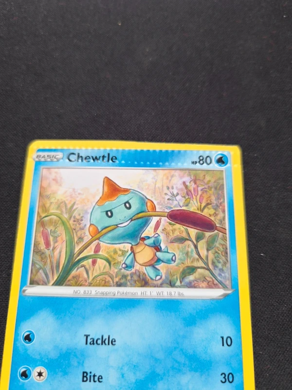 Chewtle #26 Pokemon Shining Fates - Crimped error