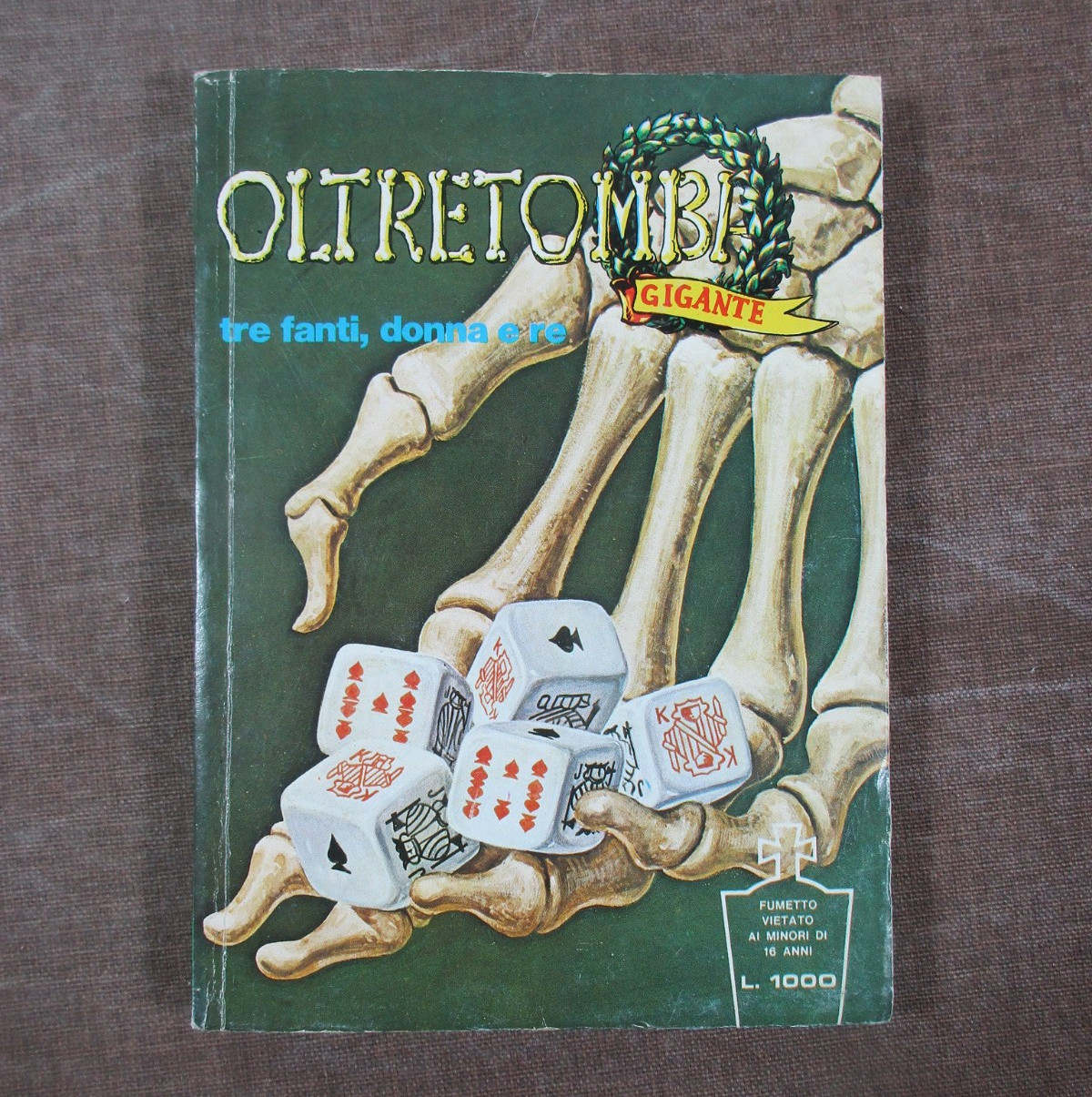 Fumetto horror Oltretomba Gigante n. 95 - Tre fanti, donna e re