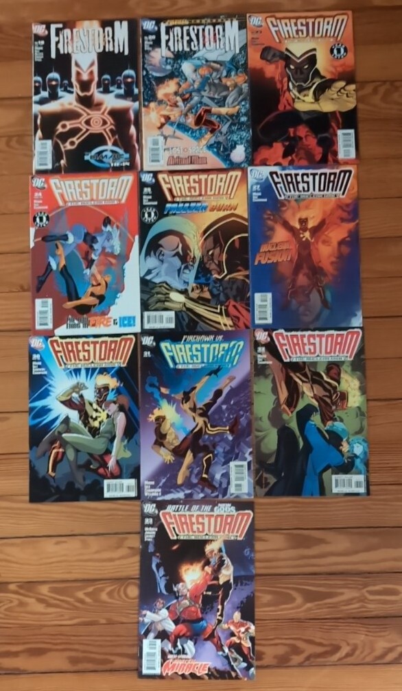 Lotto 10 fumetti FIRESTORM DC 2005 2006 2007 18-33 buone condizioni