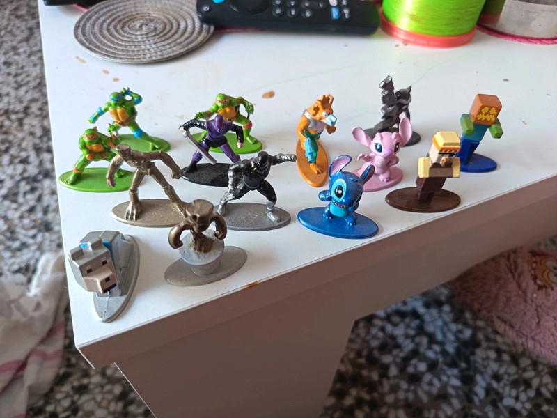 Miniaturas de metal