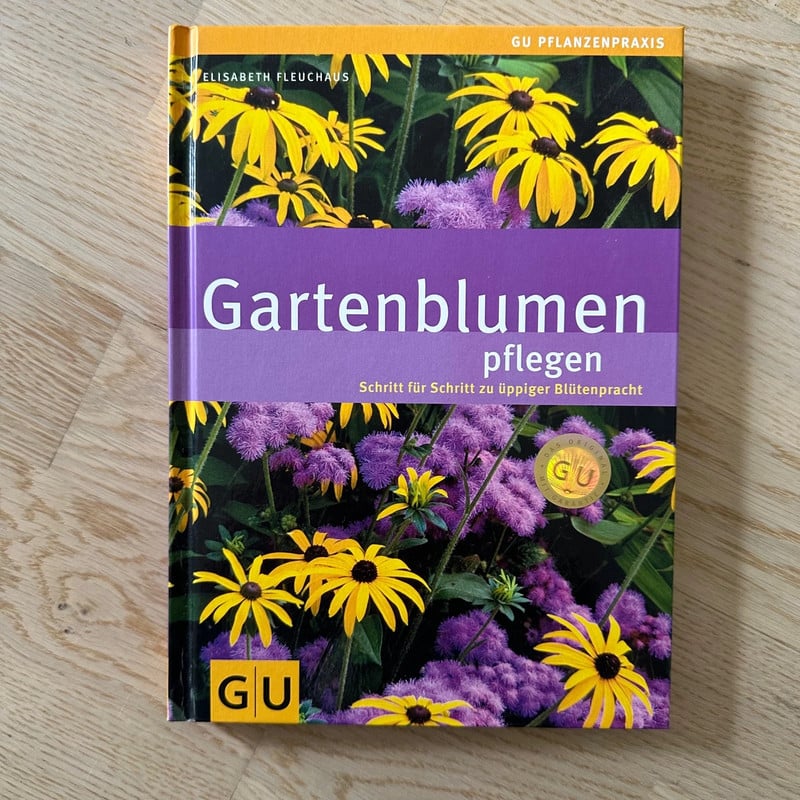 Gartenblumen pflegen 🌼 GU-Ratgeber, Stauden & Blumenbeete, Top Zustand