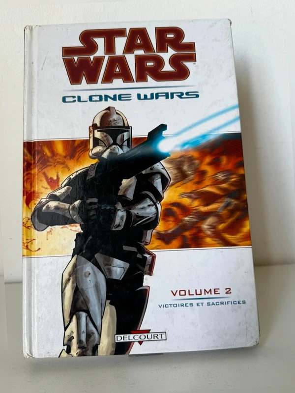 BD Star wars clone Wars delcourt Tome 2