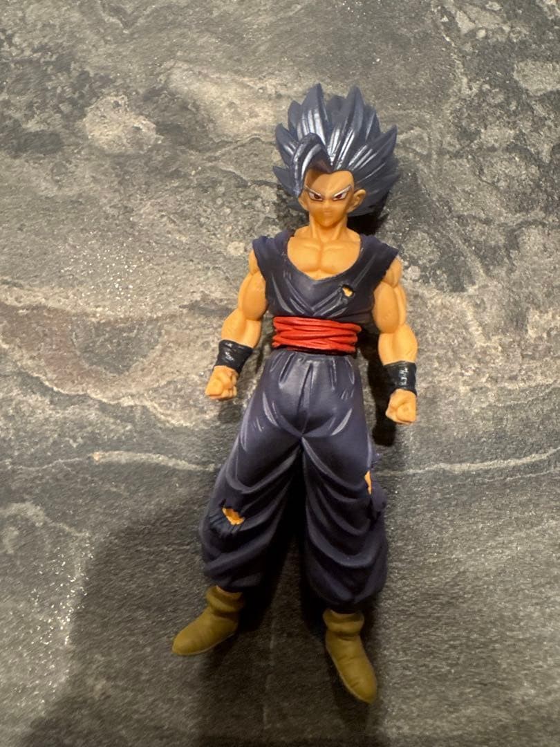 Dragon Ball Gohan Silver Hair Torn Outfit Character Figure Collectible 15+