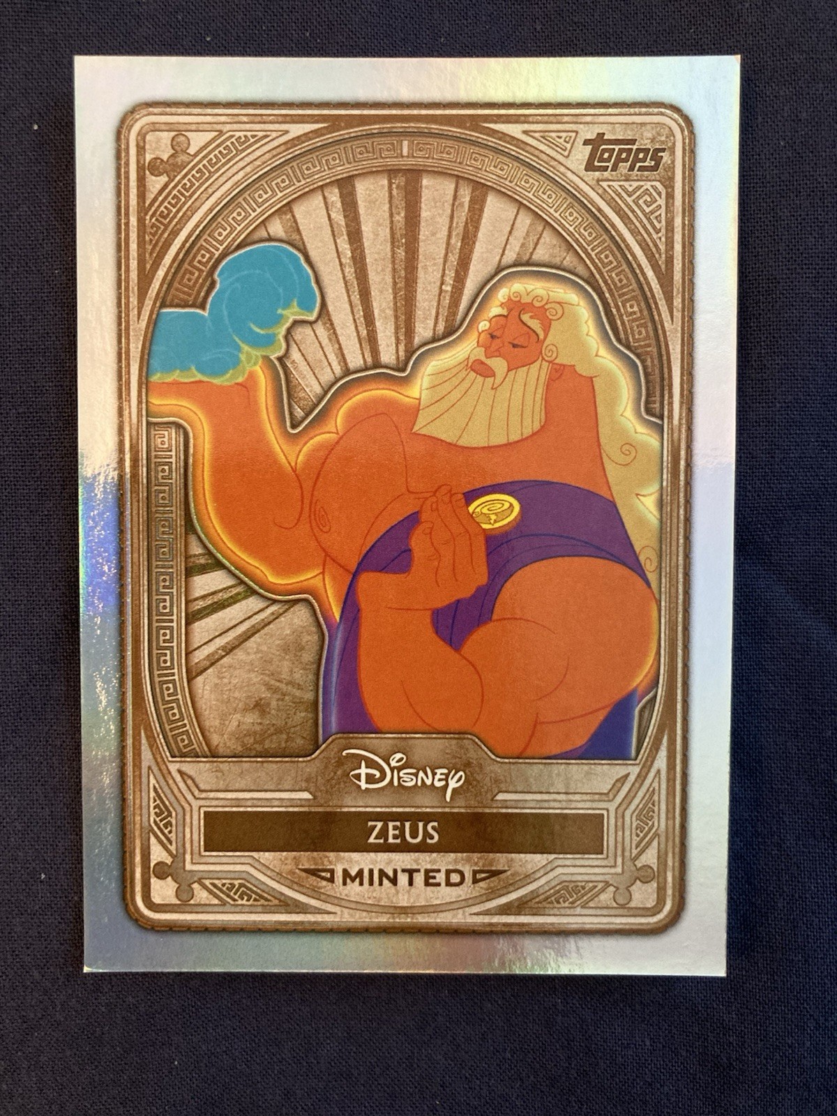 2025 Topps come nuovo Disney #35 Zeus