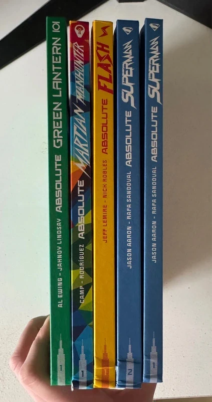 Lot 5 comics Absolute