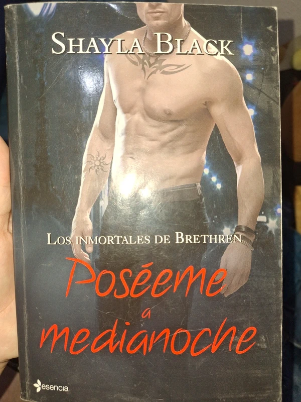 Poseeme a medianoche