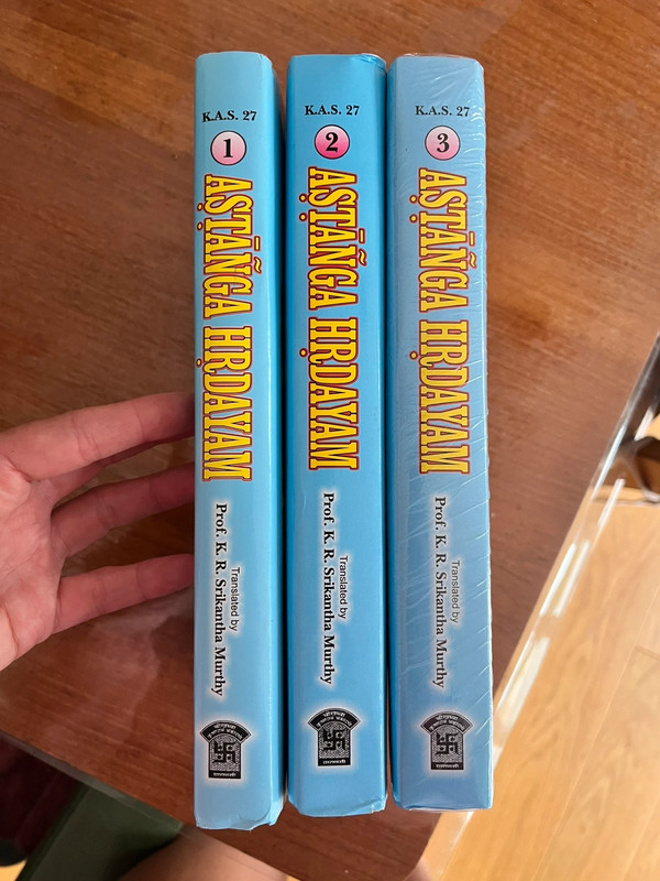 Lot de 3 ashtang hrdayam Ayurveda