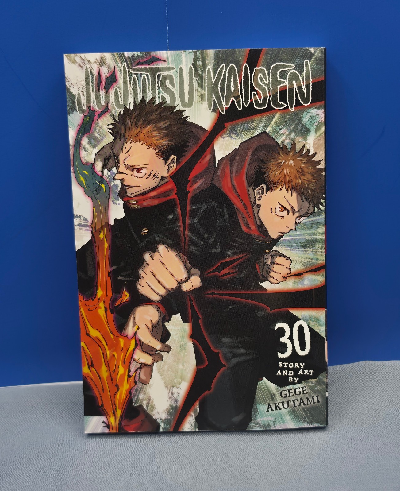 JJK Jujutsu Kaisen Vol 30 di Gege Akutami variante copertina manga crunchyroll