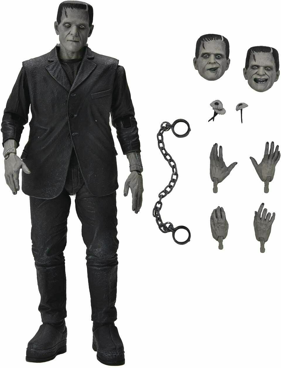 Modellino NECA Universal Monsters Frankenstein Ultimate Classic versione in bianco e nero 