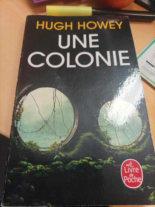 livre: une colonie