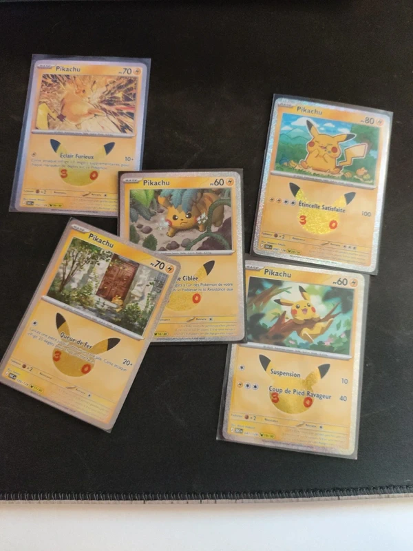 Lot 5 cartes pikachu 30 ans pokemon